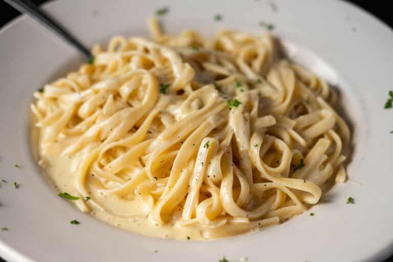 Fettuccine Alfredo